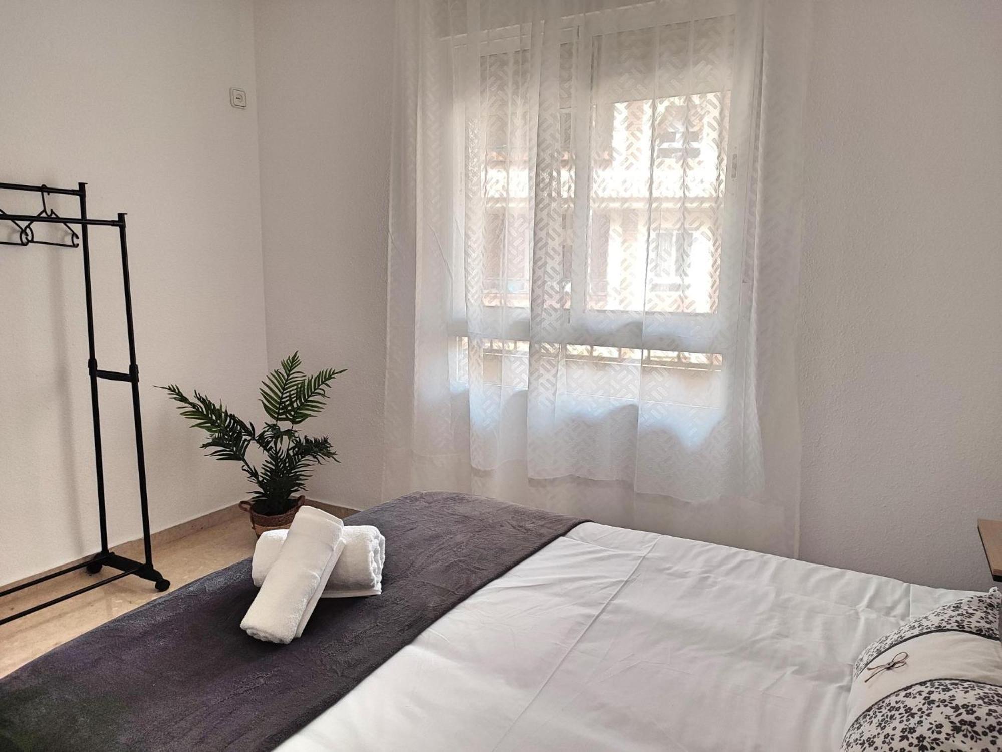 Centrico Apartamento Jardines De Vallellano Córdoba Rum bild